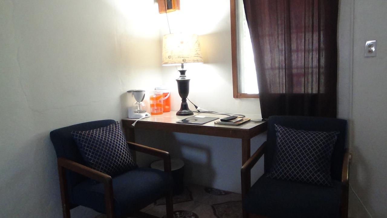 Hacienda Tropical Guest House Belmopan Exterior foto